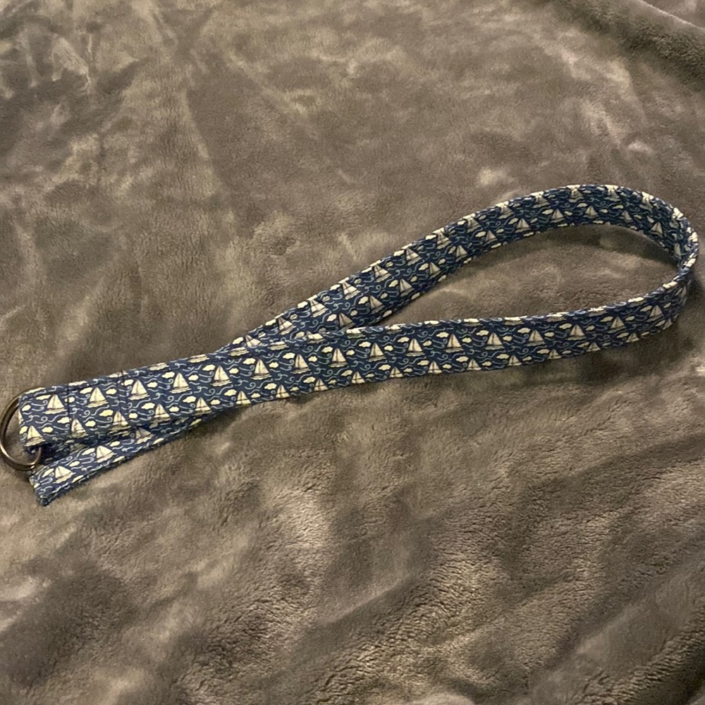 Rare! Vineyard Vines sailboat D Ring belt size boys large